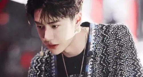 娱乐爆料王一博和邓伦,娱乐圈新火花即将点燃！  第3张