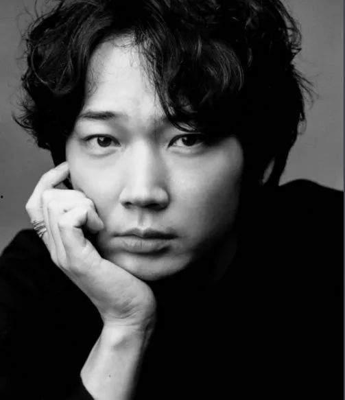 娱乐圈内人真实爆料,揭秘明星真实生活与幕后故事  第2张